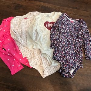 Onesies lot 18 months